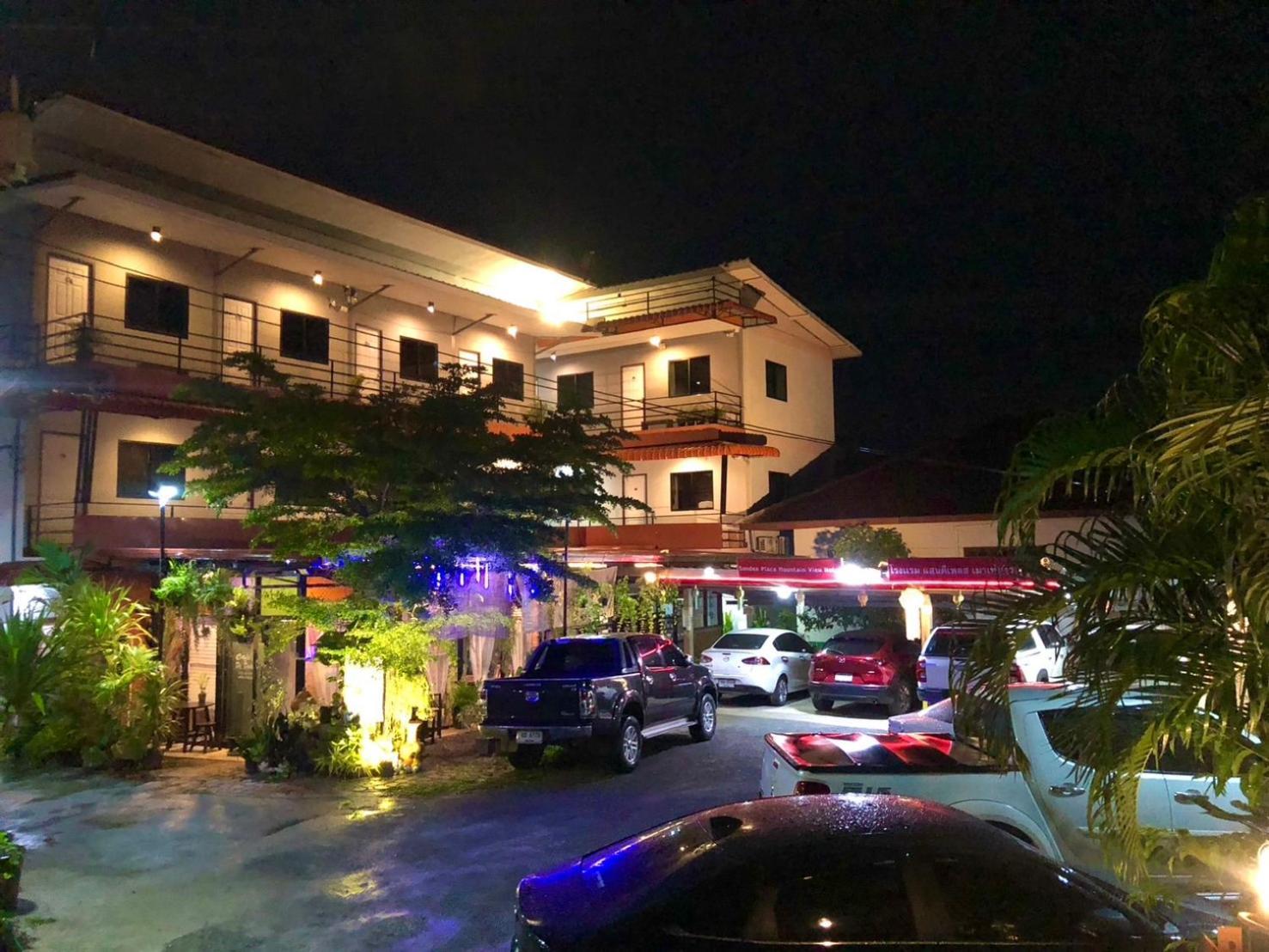 โรงแรมแสนดีเพลส เมาเท่นวิว จอมทอง Exterior foto