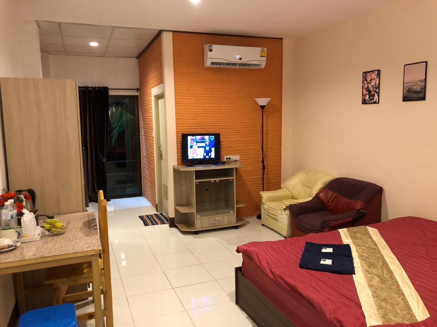 โรงแรมแสนดีเพลส เมาเท่นวิว จอมทอง Exterior foto